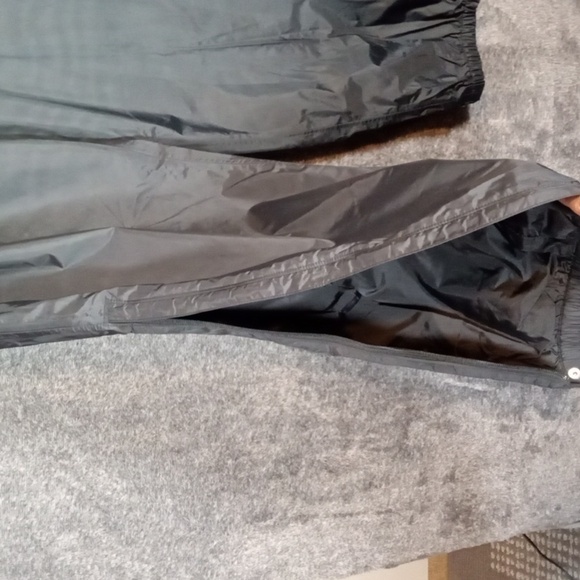 REI Womens Track Outdoor Gorpcore  Nylon Black Pants Elastic Waist Size 14P - Picture 4 of 11